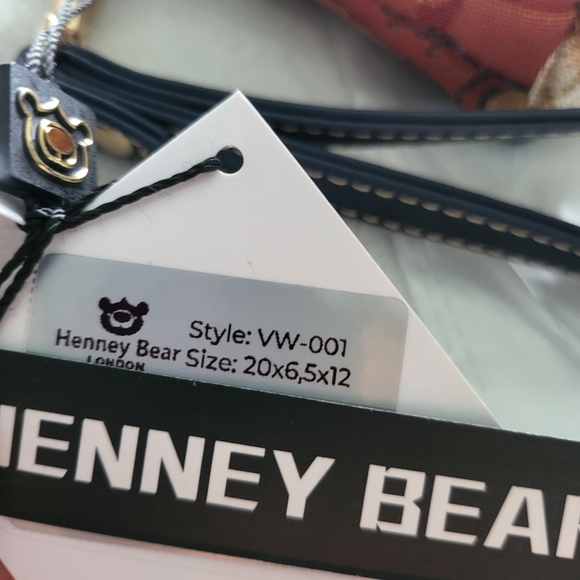 Teddy Bear Wristlet Clutch - Multicolor - Picture 2 of 8